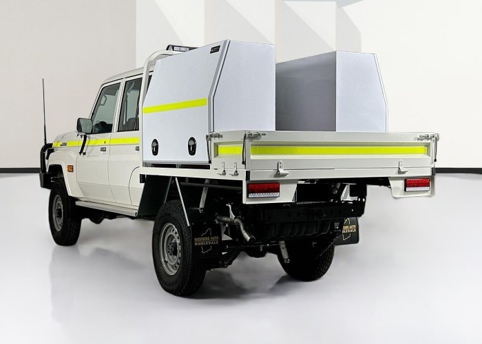 Used 1
                    TOYOTA
                     for Sale Image