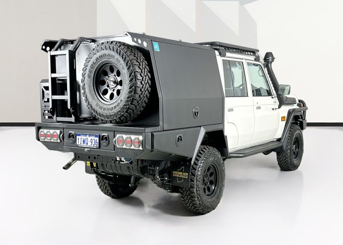 Used 1
                    TOYOTA
                     for Sale Image