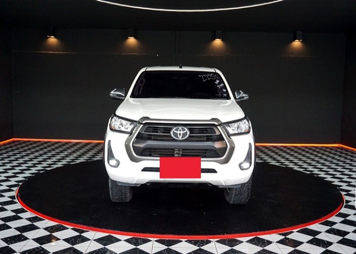 Used 8
                    TOYOTA
                     for Sale Image