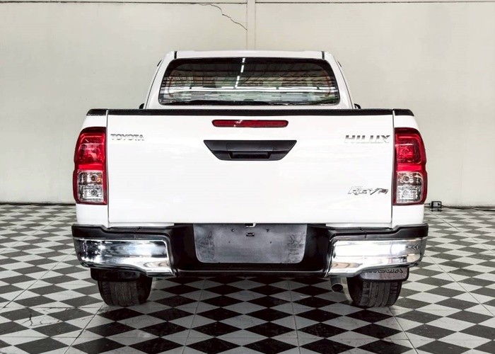 Used 8
                    TOYOTA
                     for Sale Image