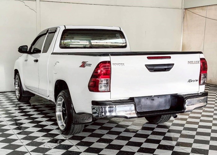 Used 8
                    TOYOTA
                     for Sale Image