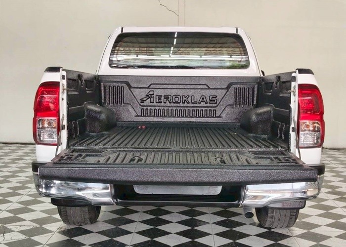 Used 8
                    TOYOTA
                     for Sale Image