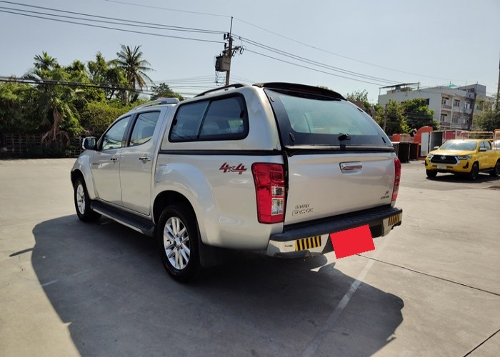 Used 3
                    ISUZU
                     for Sale Image