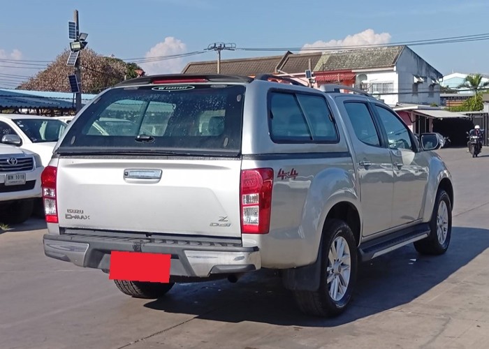 Used 3
                    ISUZU
                     for Sale Image