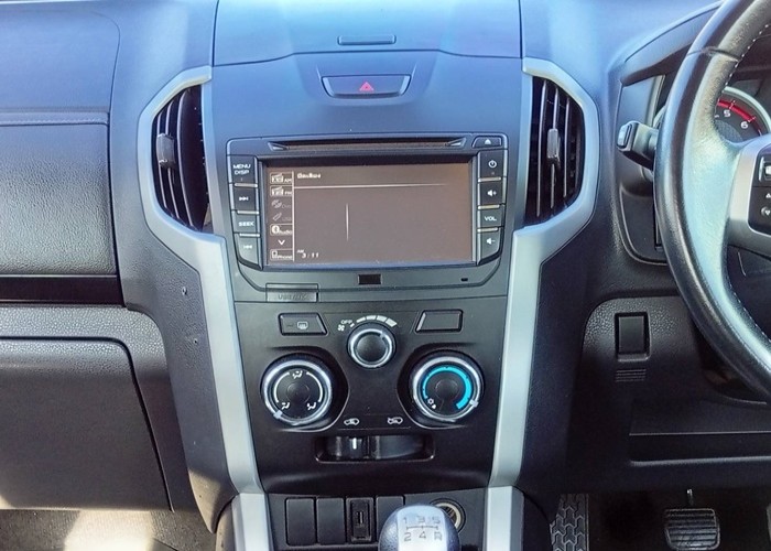 Used 3
                    ISUZU
                     for Sale Image