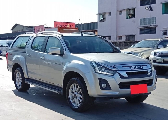 Used 3
                    ISUZU
                     for Sale Image