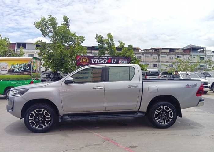 Used 11
                    TOYOTA
                     for Sale Image