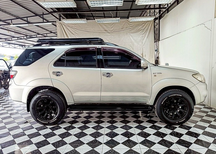 Used 7
                    TOYOTA
                     for Sale Image