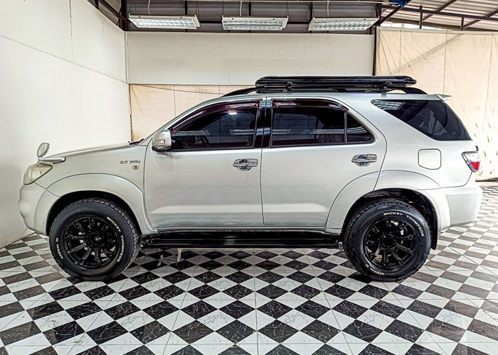 Used 7
                    TOYOTA
                     for Sale Image