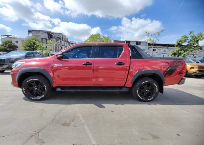 Used 10
                    TOYOTA
                     for Sale Image