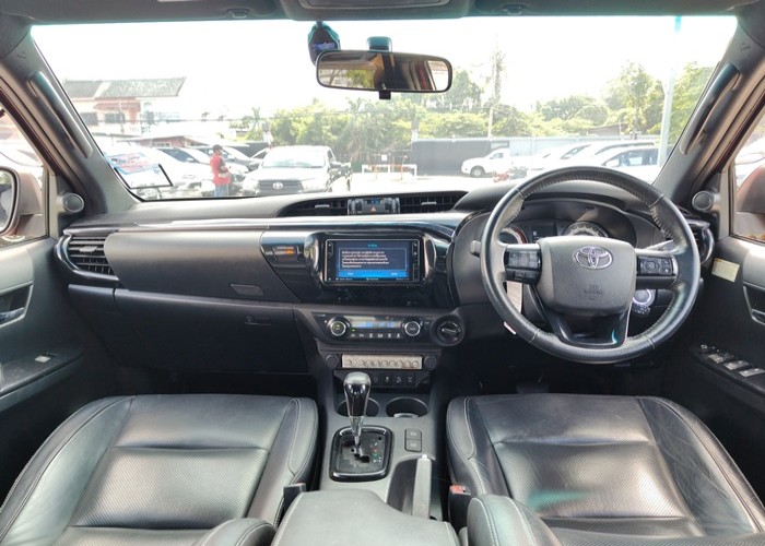 Used 10
                    TOYOTA
                     for Sale Image