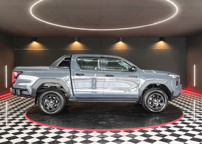 Used 5
                    TOYOTA
                     for Sale Image