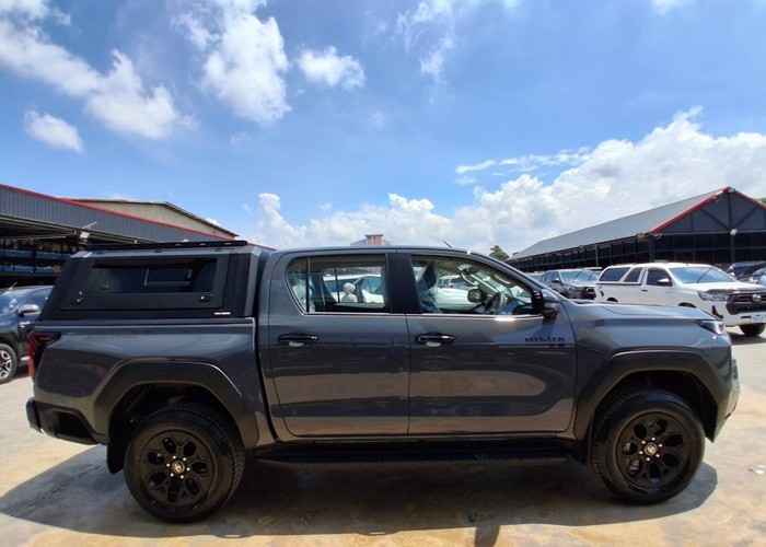 Used 5
                    TOYOTA
                     for Sale Image