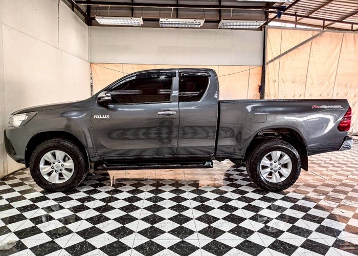 Used 3
                    TOYOTA
                     for Sale Image