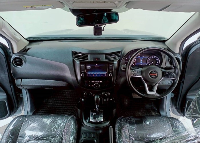 Used 12
                    NISSAN
                     for Sale Image