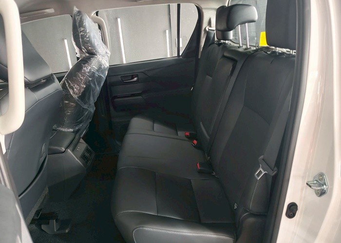 Used 5
                    TOYOTA
                     for Sale Image