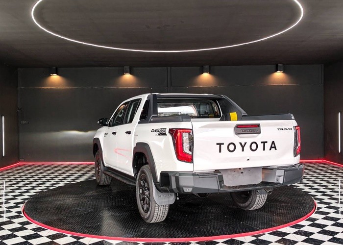 Used 5
                    TOYOTA
                     for Sale Image