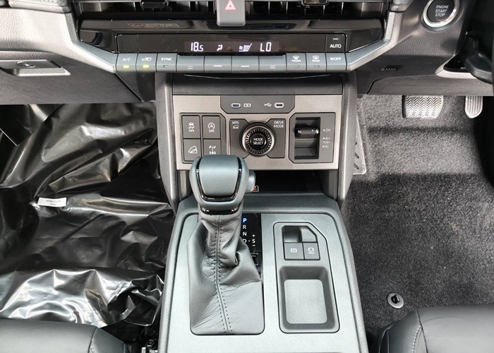 Used 5
                    TOYOTA
                     for Sale Image