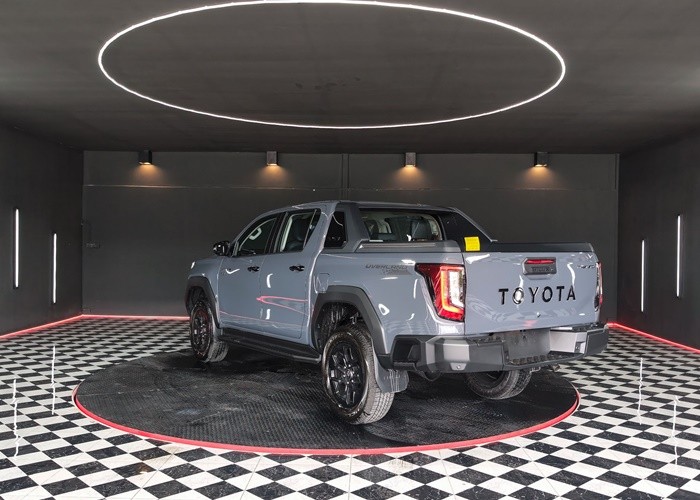 Used 7
                    TOYOTA
                     for Sale Image