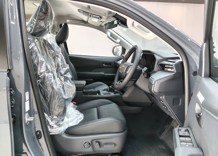 Used 5
                    TOYOTA
                     for Sale Image