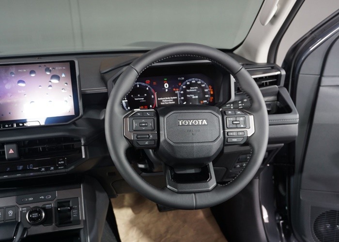 Used 5
                    TOYOTA
                     for Sale Image