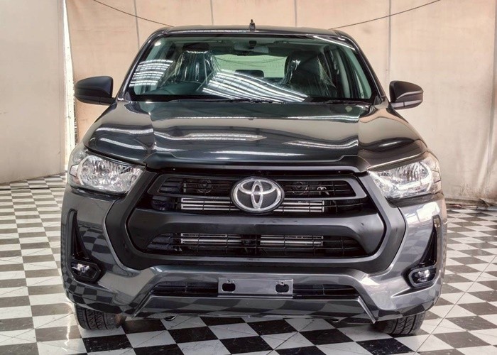 Used 12
                    TOYOTA
                     for Sale Image