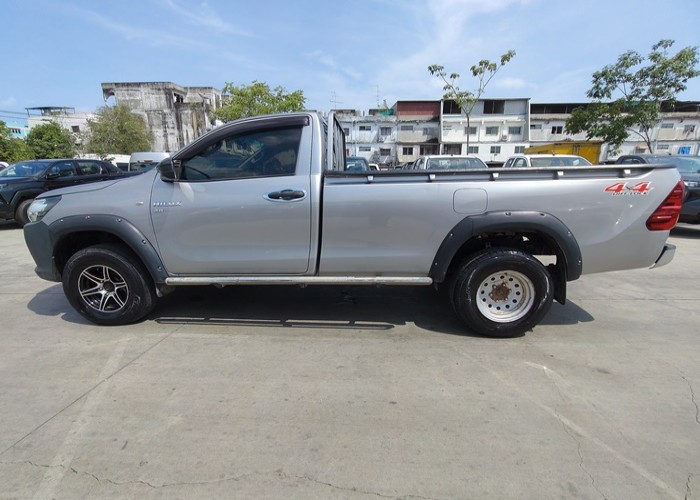 Used 12
                    TOYOTA
                     for Sale Image