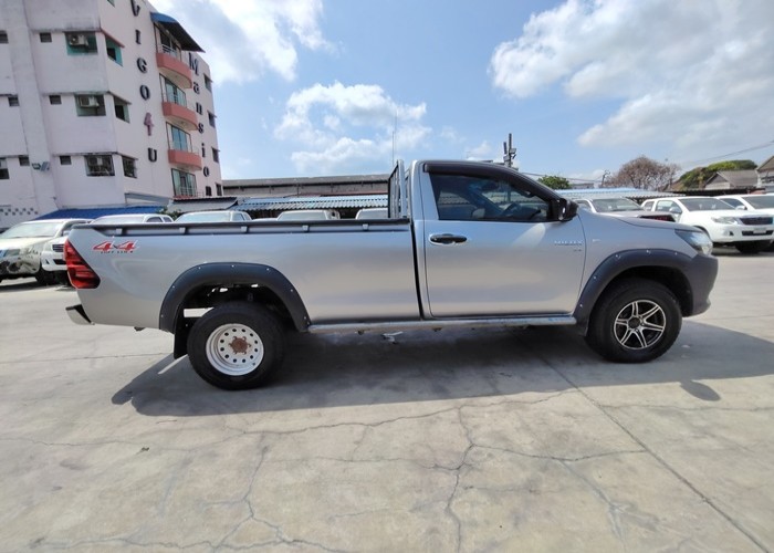 Used 12
                    TOYOTA
                     for Sale Image