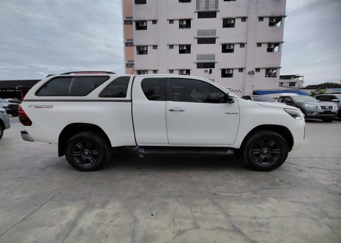 Used 4
                    TOYOTA
                     for Sale Image