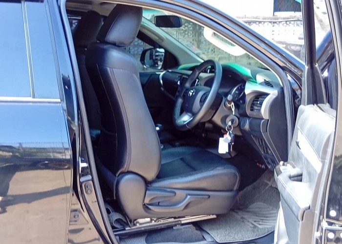 Used 9
                    TOYOTA
                     for Sale Image