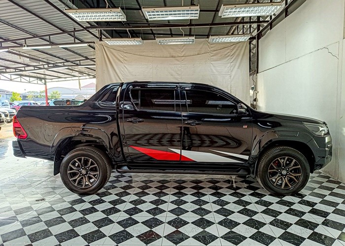 Used 11
                    TOYOTA
                     for Sale Image