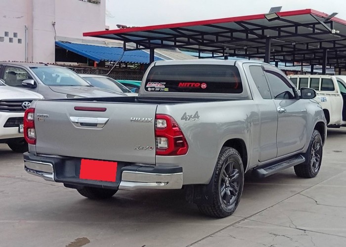 Used 12
                    TOYOTA
                     for Sale Image