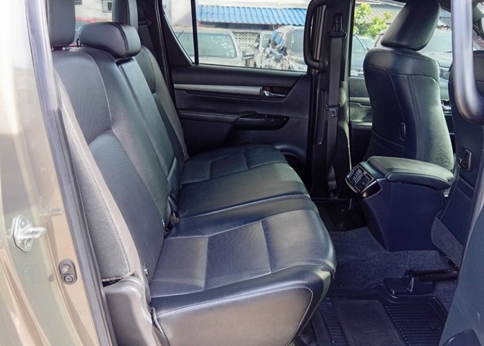 Used 5
                    TOYOTA
                     for Sale Image