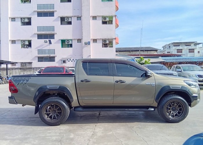 Used 5
                    TOYOTA
                     for Sale Image