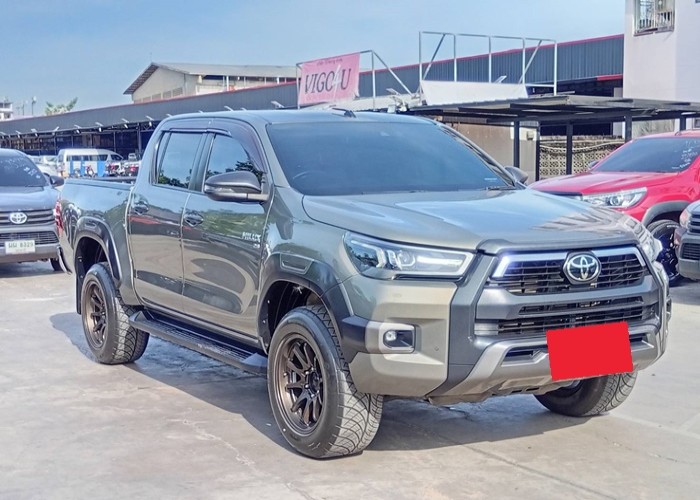 Used 5
                    TOYOTA
                     for Sale Image