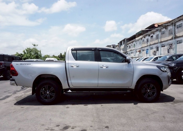 Used 7
                    TOYOTA
                     for Sale Image