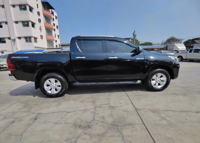 Used 8
                    TOYOTA
                     for Sale Image
