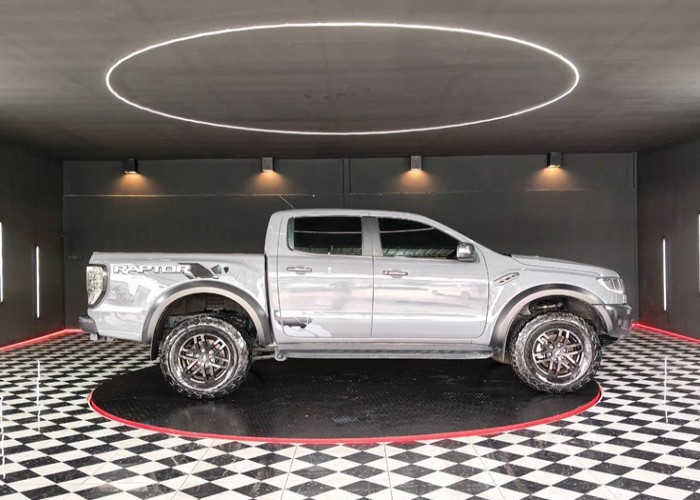 Used 9
                    FORD
                     for Sale Image