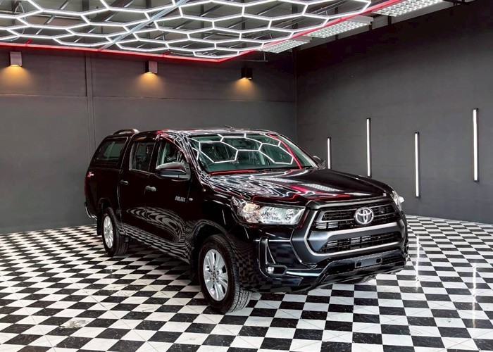 Used 11
                    TOYOTA
                     for Sale Image