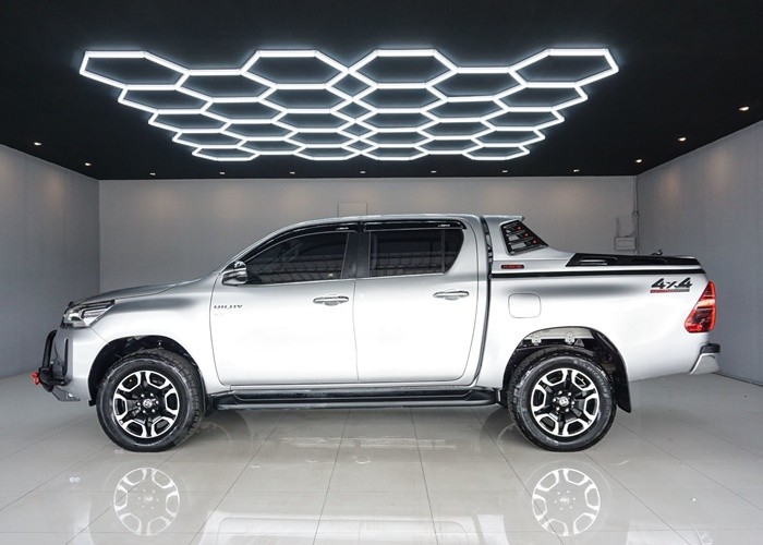 Used 6
                    TOYOTA
                     for Sale Image