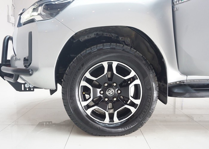 Used 6
                    TOYOTA
                     for Sale Image