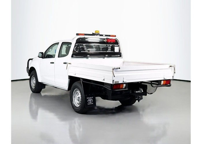 Used 1
                    ISUZU
                     for Sale Image