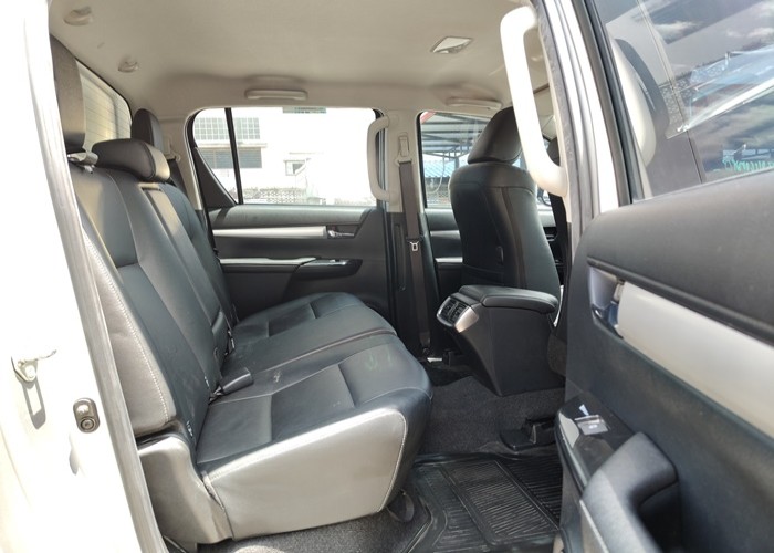 Used 6
                    TOYOTA
                     for Sale Image
