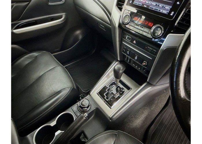 Used 1
                    MITSUBISHI
                     for Sale Image