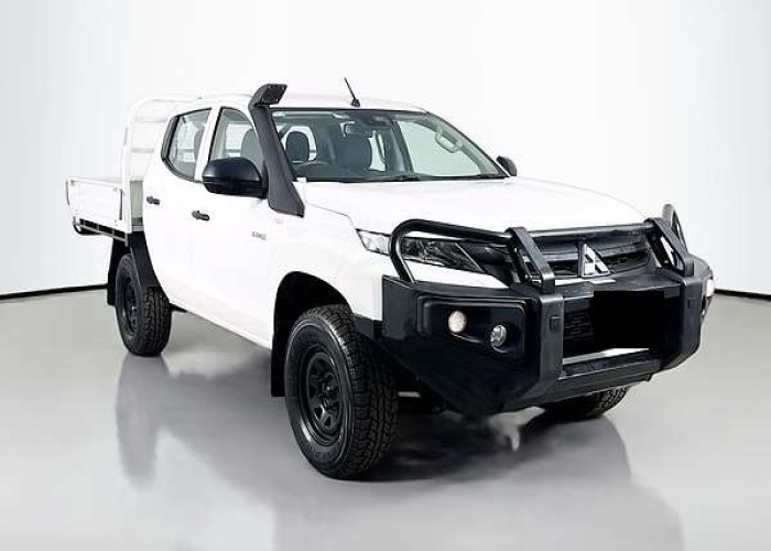 Used 1
                    MITSUBISHI
                     for Sale Image