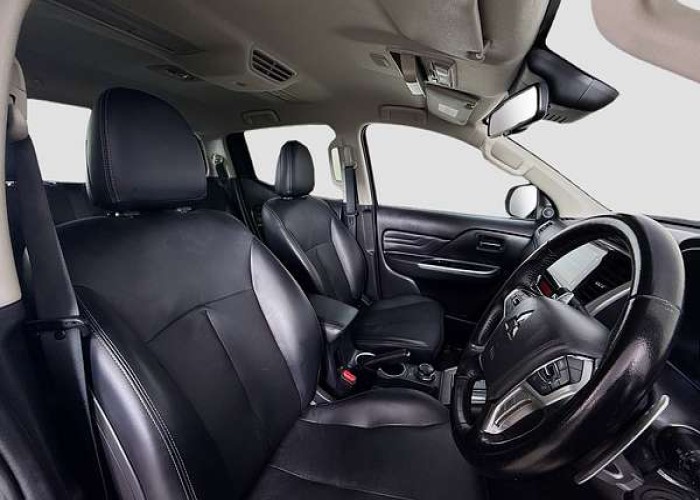 Used 1
                    MITSUBISHI
                     for Sale Image