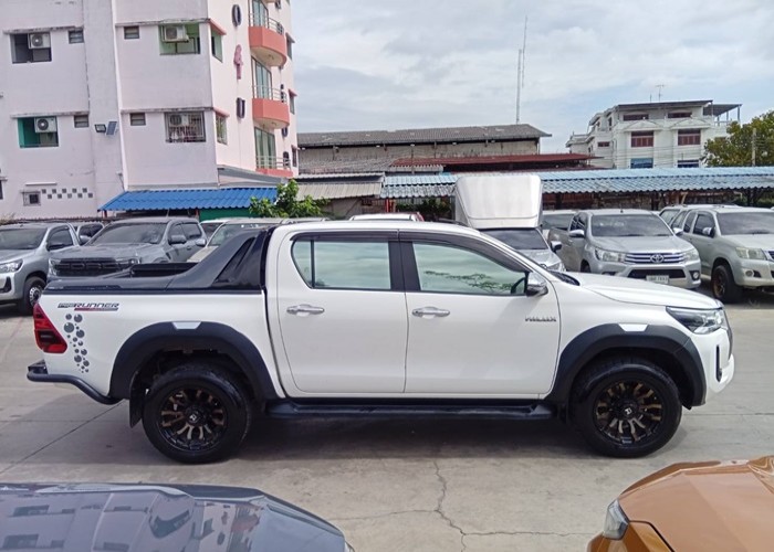 Used 6
                    TOYOTA
                     for Sale Image