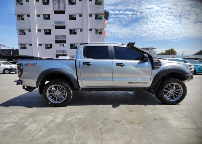 Used 8
                    FORD
                     for Sale Image