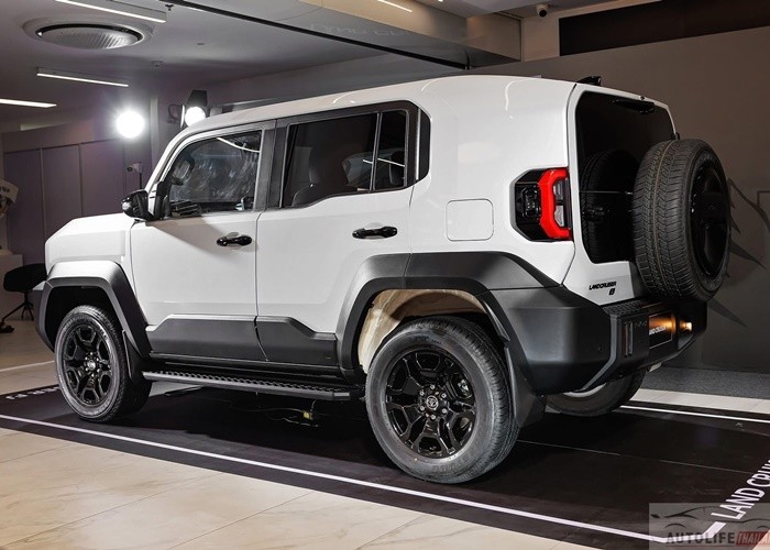 Used 3
                    TOYOTA
                     for Sale Image