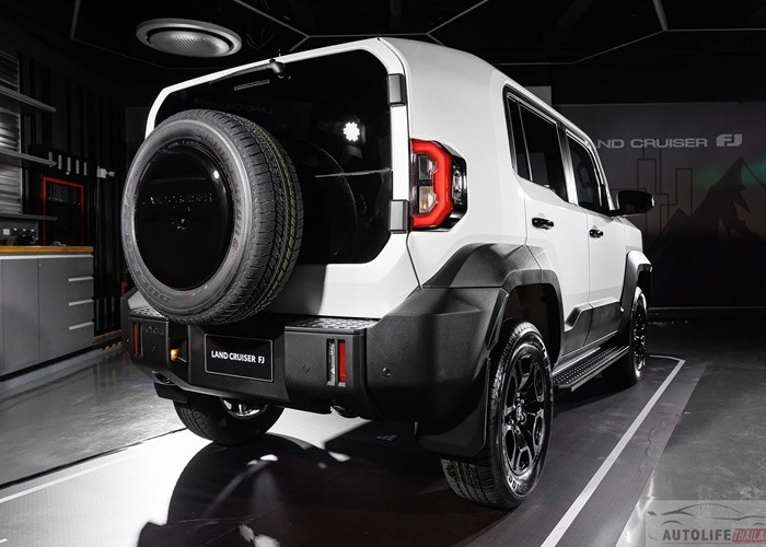 Used 3
                    TOYOTA
                     for Sale Image